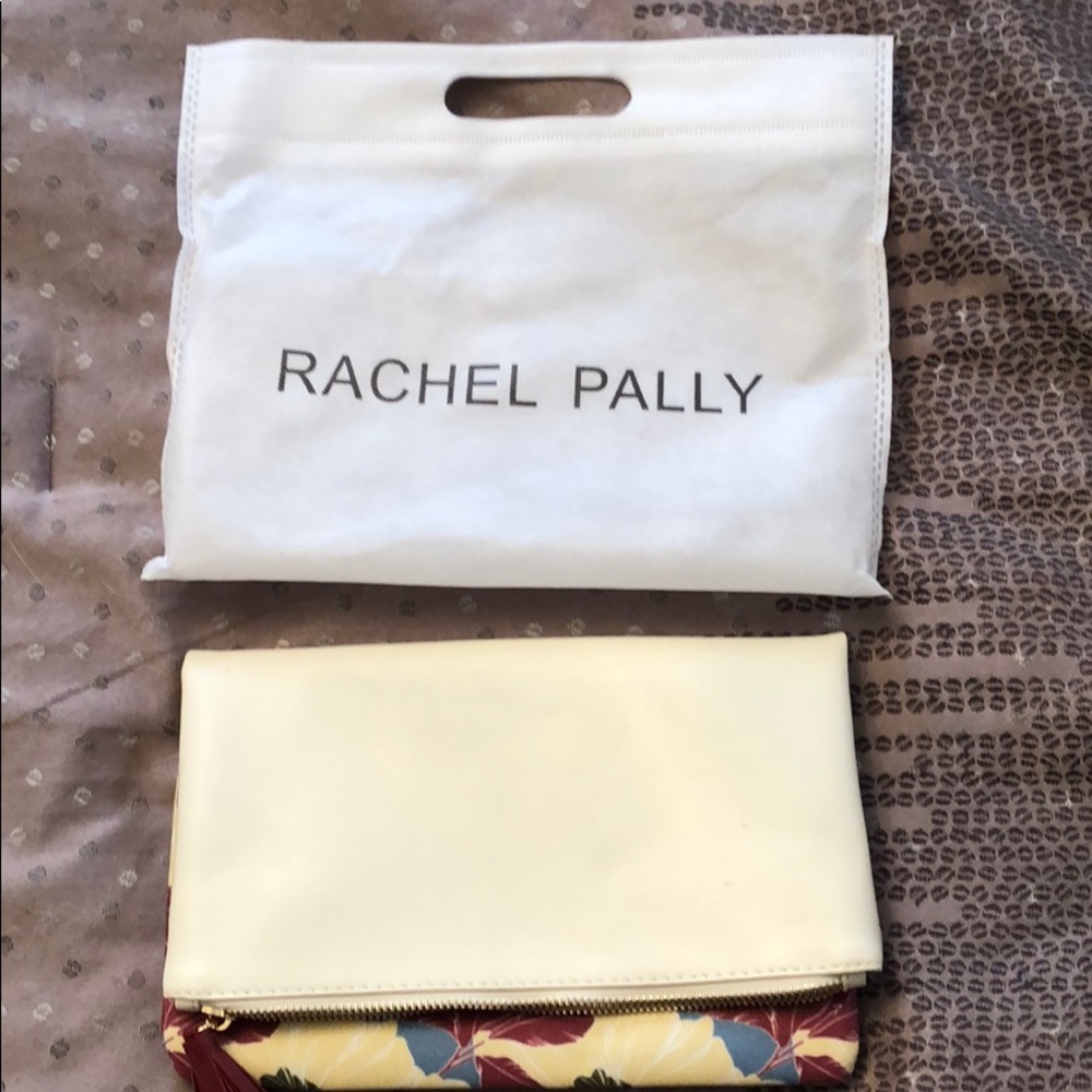 Reversible clutch.